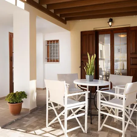 Plethora Homes * Kamári