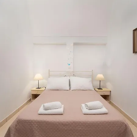 Plethora Homes Apartman