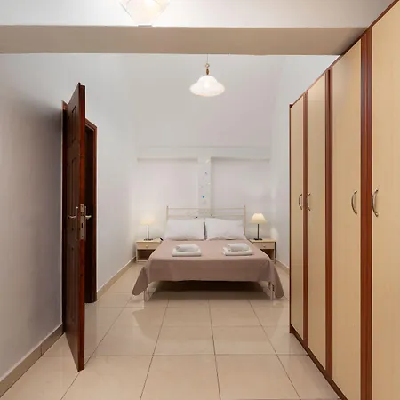 Plethora Homes Apartman