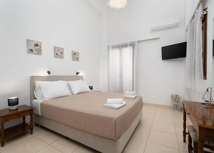 Plethora Homes * Kamari (Santorini)